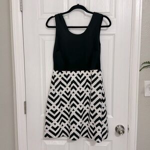 41 Hawthorn Black and White Dress